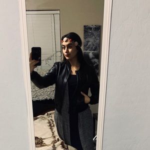 Meet your Posher, Miriam